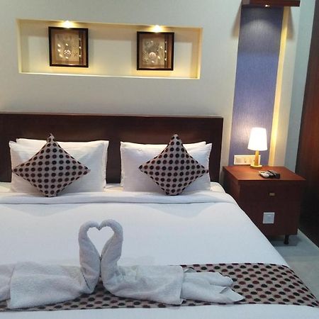 Rouba Residency Hotel Ponnāni Exteriér fotografie